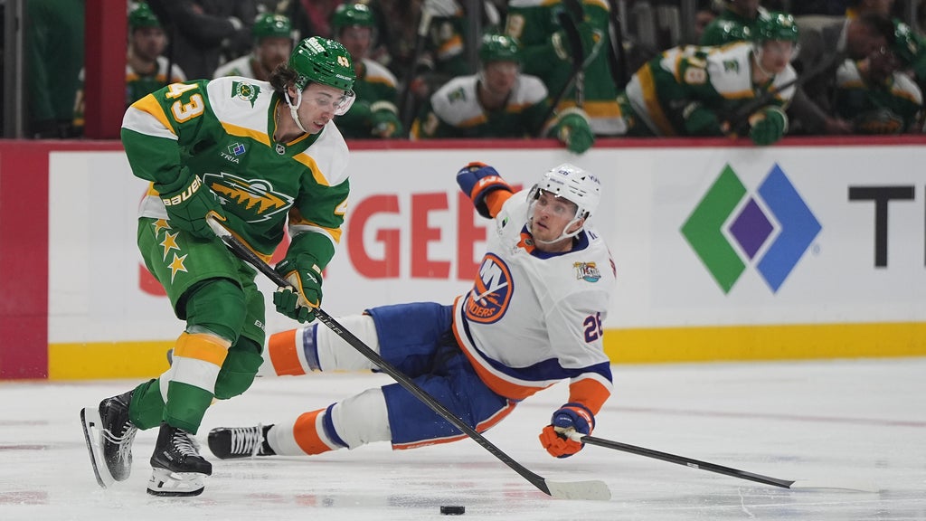 Schaefer scores his 2nd goal of the game in OT to lift Islanders past Wild, 4-3 — Coon Rapids Sports news
